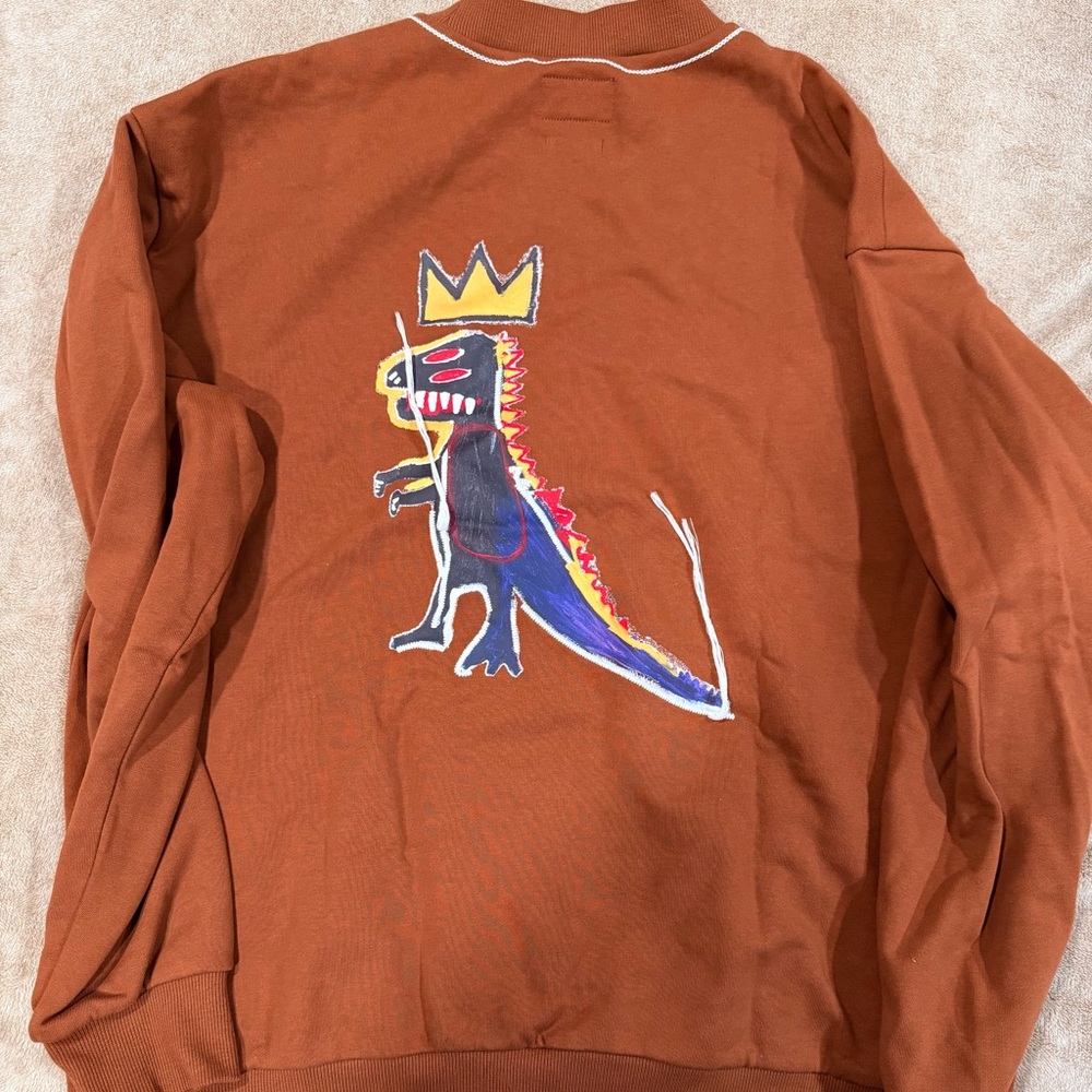 Lee Brown Sweatshirt with Jean-Michel Basquiat Design